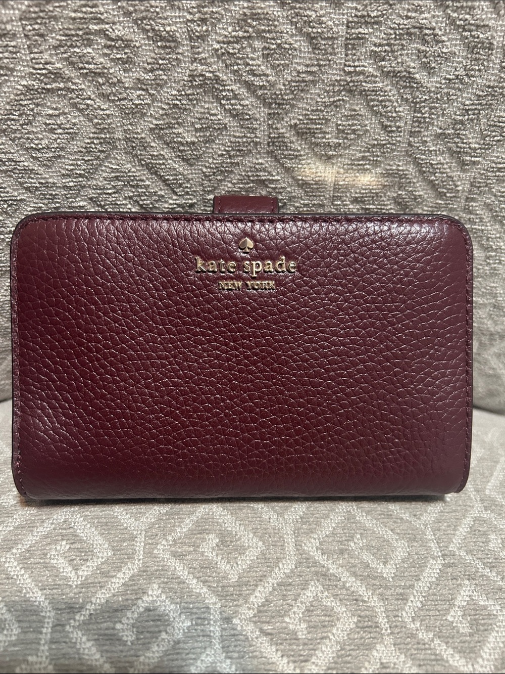 kate spade Pebbled Leather Wallet — Wine